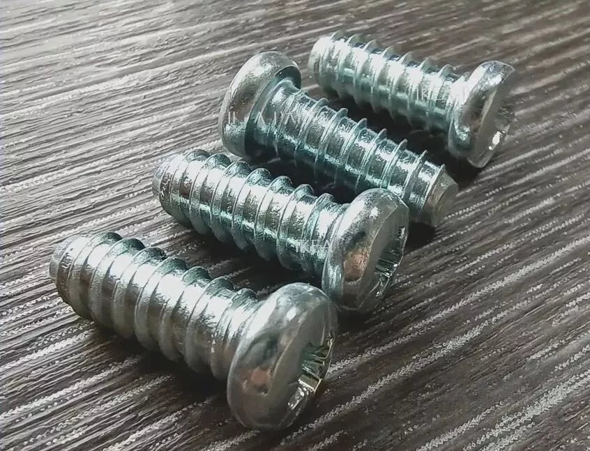 4 IKEA 100325 PAX Ergänzungsschrauben für Schienenhalter