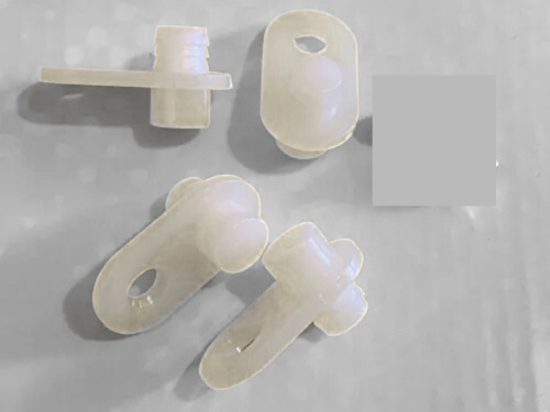 Pack of 2 dampers 116713 for soft-closing IKEA doors. Fits on hinges for the HEMNES, BISSA series, and others.