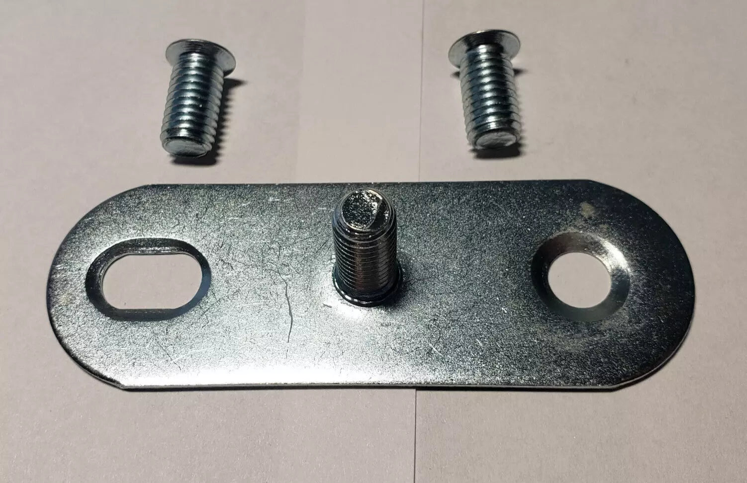 IKEA STUBBARP mounting leg bracket (141289) + screws (141326)