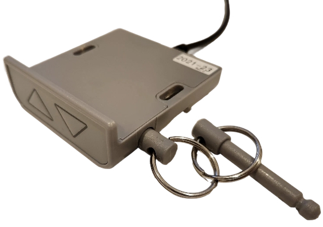IKEA 138684 control unit photo. BEKANT sit/stand desk switch. Enables electric adjustment.